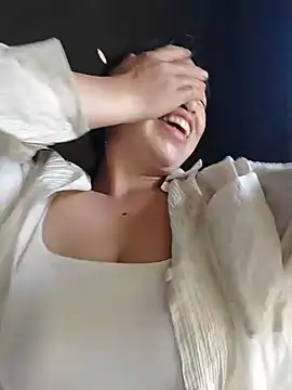 Onehittt Chat XXX live