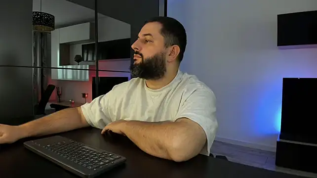 DravenPeak's Live XXX Chat