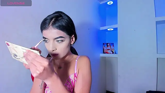honeyluxe_'s Live XXX Chat