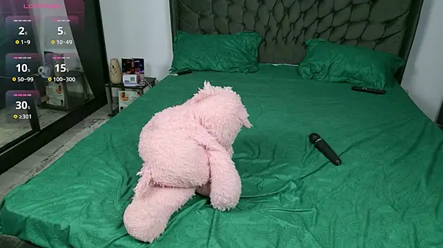 Nicol2Naya XXX чат на живо