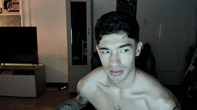 Damon__333 Obrolan Langsung XXX