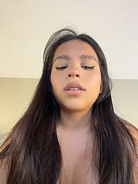Czat XXX na żywo – chijiro_