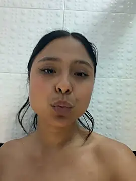 Chat XXX en directo de littlee_Lucy