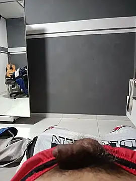 XXX chat uživo modela Elmacpi