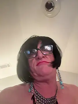 HelloKittyLapDog Show Webcam