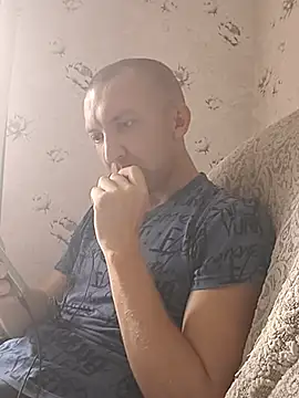 _uncle_Mitya-43_ Chat XXX in diretta