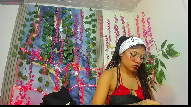 Chatroom XXX en direct de maria_robin_