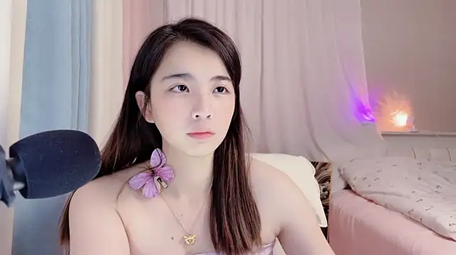 amy-6668's Live XXX Chat