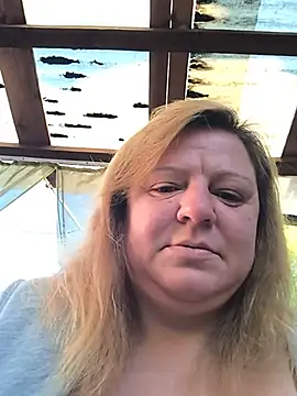 jusichka's Live XXX Chat