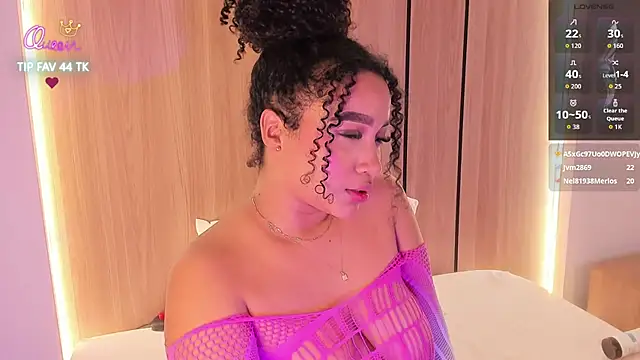 cloe_25 Adlı Modelin Canlı XXX Sohbeti