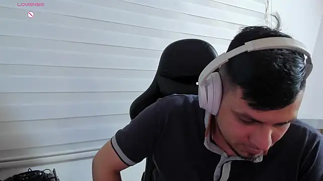 Rick_AdamsのライブXXXチャット