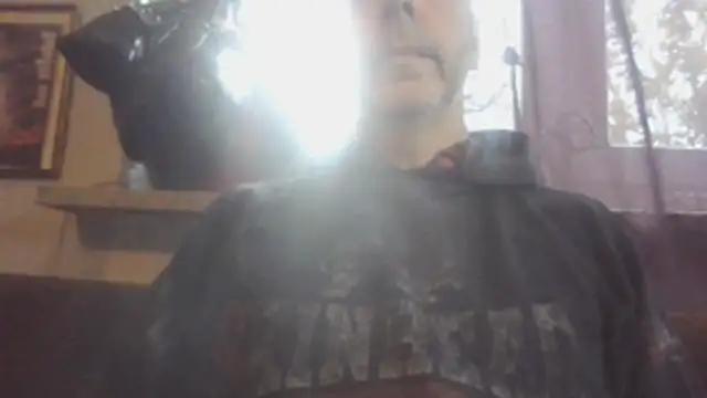 XXX chat uživo modela SHARPSkinhead