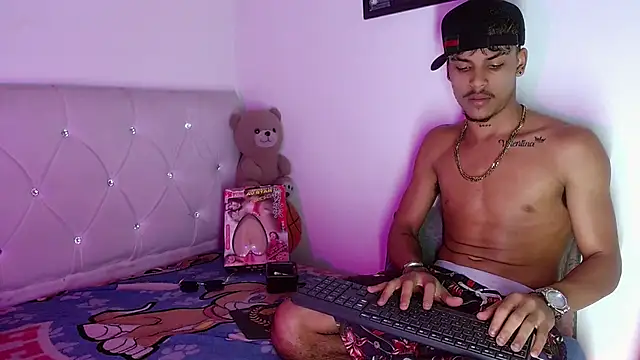 Angel_foxc13のライブXXXチャット