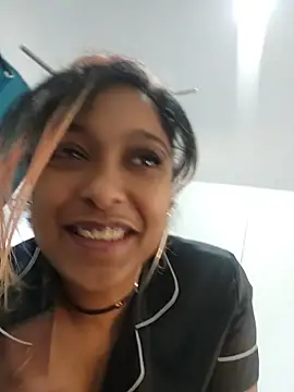 Indianbrownie's Live XXX Chat