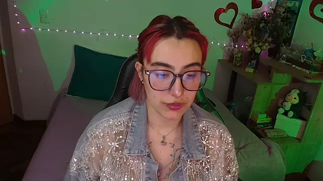 Miacatsito3's Live XXX Chat