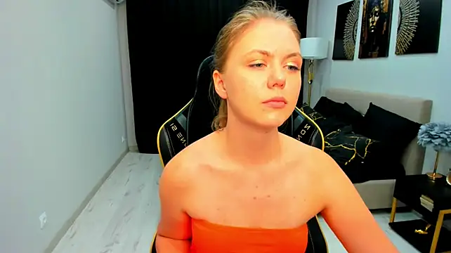 Chat +18 de Strawberrye ao vivo