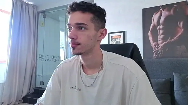 XXX chat uživo modela KaydenDrew