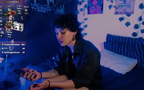 Chat XXX en directo de JohnnyJones_