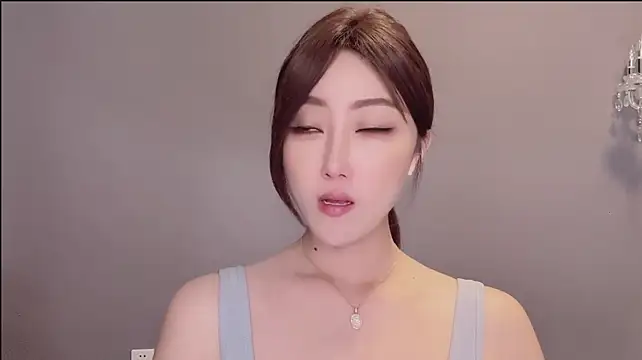 Aner333 라이브 XXX 채팅
