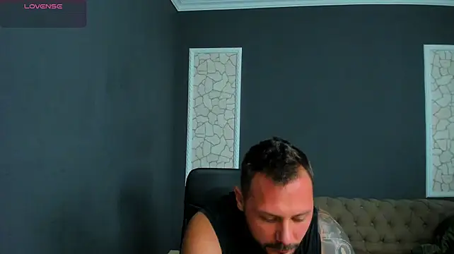 XXX chat uživo modela BrianHunts