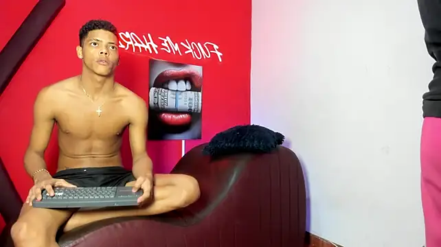 Živý XXX chat PRETTY_FEM