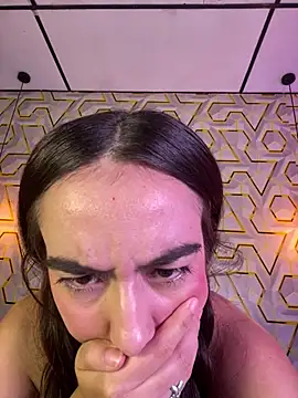 Živý XXX chat MelanyyJhonson15