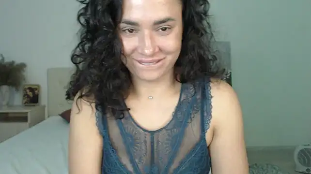 Chat XXX en directo de RoxannePure