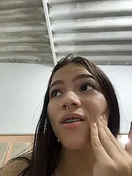 Chat XXX en directo de lina_seduce