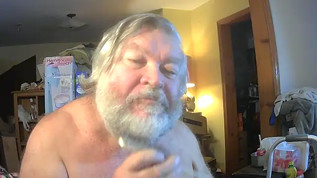 bear8624 Chat XXX live