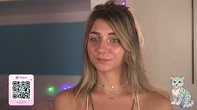 MilaMilkEyes' Live XXX Chat