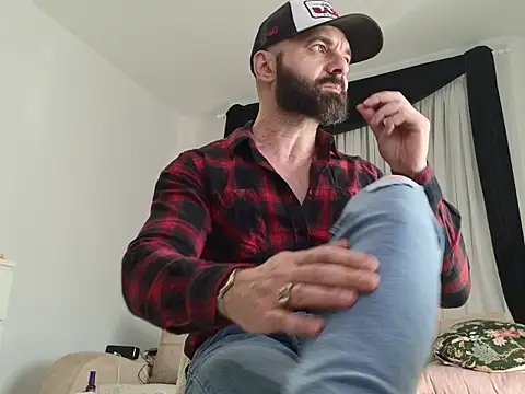 GipsyKingRo Chat XXX in diretta