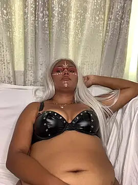 madelltheebony Chat XXX in diretta