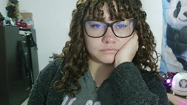 Sembang XXX Secara Langsung curly_greeneyed