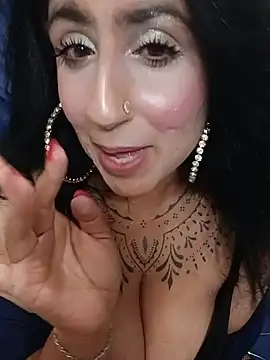 FaraGreen's Live XXX Chat