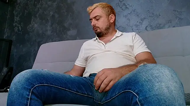 CLOUDYMarkWayne: απευθείας συνομιλία ΧΧΧ