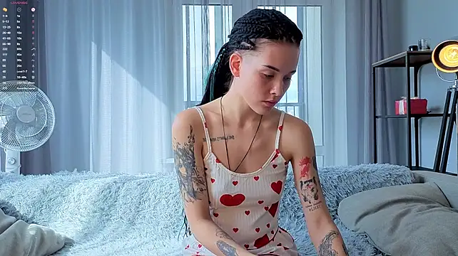 KeniaBibiloni's Live XXX Chat