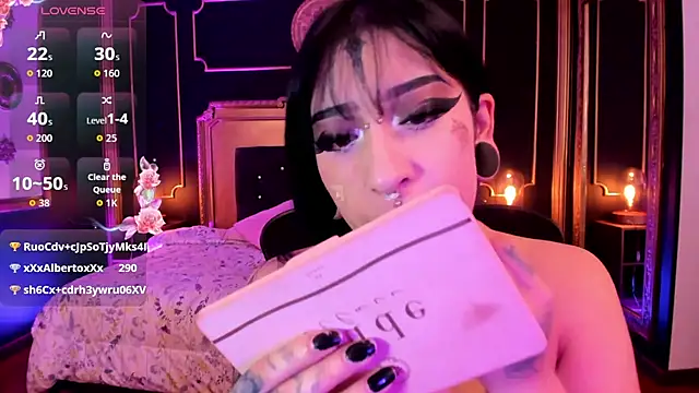 XXX chat uživo modela Kat_VonDe