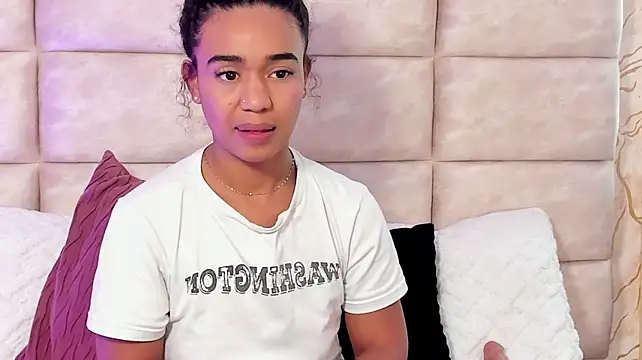 Chat +18 de Evahfox ao vivo