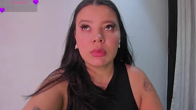 AlondraEvans Chat XXX in diretta