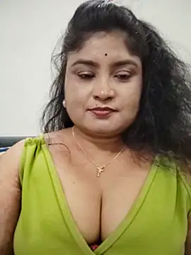 hornyriyanka Chat XXX live