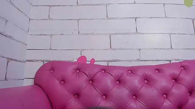 AriaMoonnnのライブXXXチャット