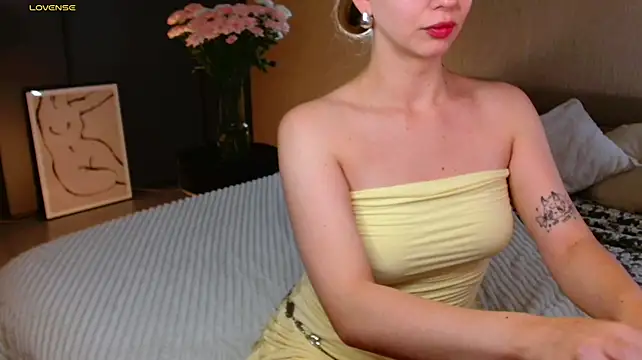 mynameloveeeeee – Live XXX-chat