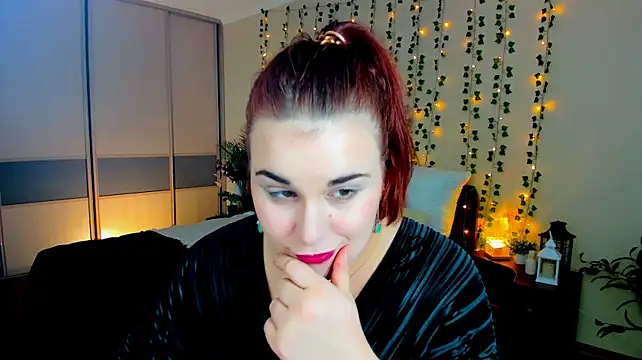OliviaTwens Adlı Modelin Canlı XXX Sohbeti