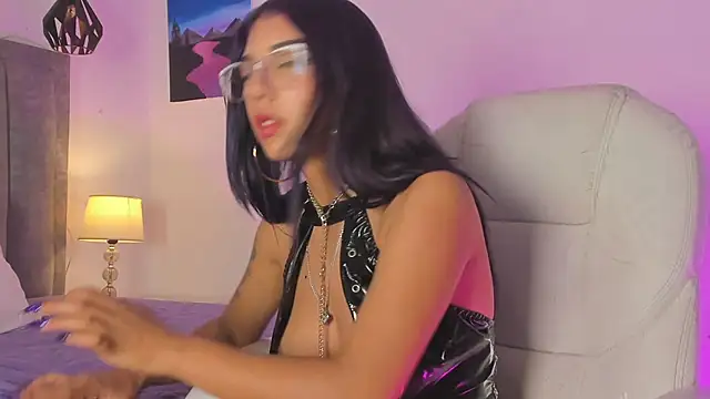 Chat +18 de Dalia_nix_ ao vivo