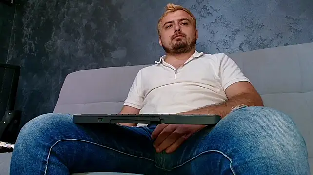 CLOUDYMarkWayne Live XXX Chat