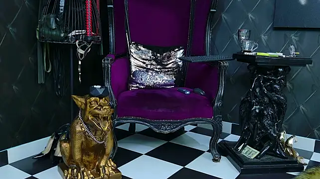 Chat +18 de FinDomKaya ao vivo