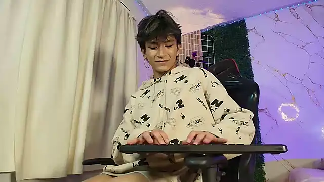 cococumpsのライブXXXチャット