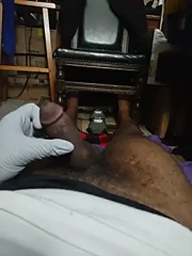 Chat XXX en directo de ORANGE_FACE_INWARD