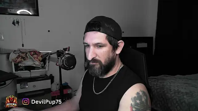 DevilPup75_'s Live XXX Chat