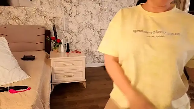 แชท XXX สดของ Juliamills